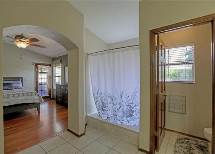 North Phoenix With Secured Parking * Glendale